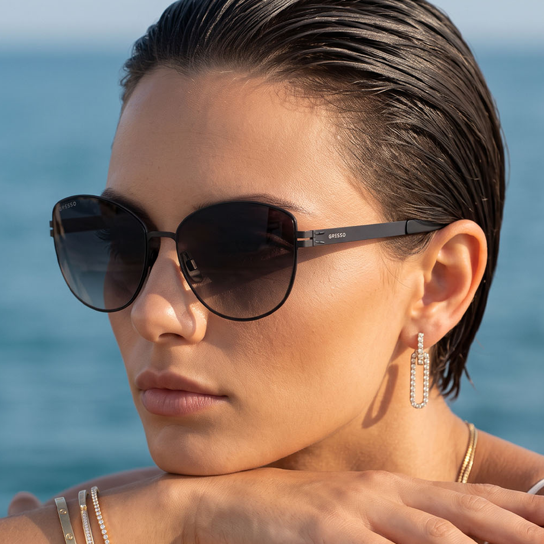 Titanium cat eye sunglasses for women GRESSO Elizabeth with Zeiss polarized grey lenses