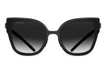 Titanium cat eye sunglasses for women GRESSO Malta with Zeiss polarized grey lenses #color_grey-gradient
