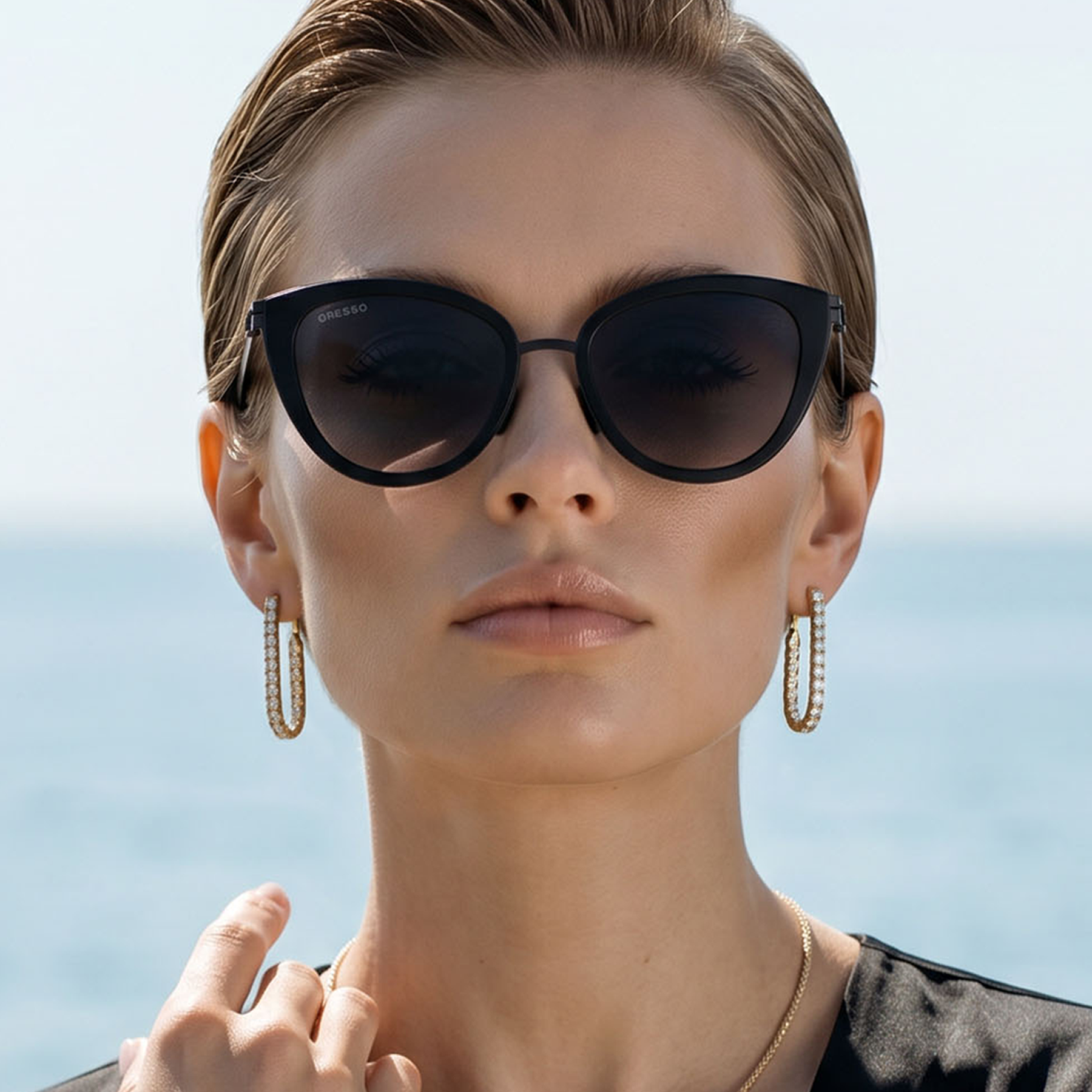 Titanium cat eye sunglasses for women GRESSO Salamanca with Zeiss polarized grey lenses