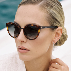 Titanium cat eye sunglasses for women GRESSO Salamanca with Zeiss polarized grey lenses