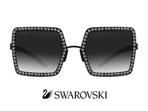 Titanium square sunglasses for women GRESSO Cleopatra with Zeiss polarized grey lenses #color_grey-gradient